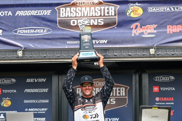 Johnston’s big day earns Bassmaster Open win at St. Lawrence