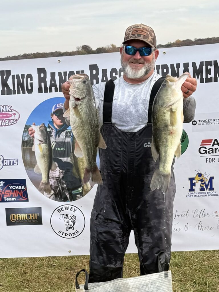 Mike Stephens smashes ’em on Lake Wylie! 5 bass weighing 23.16 lbs