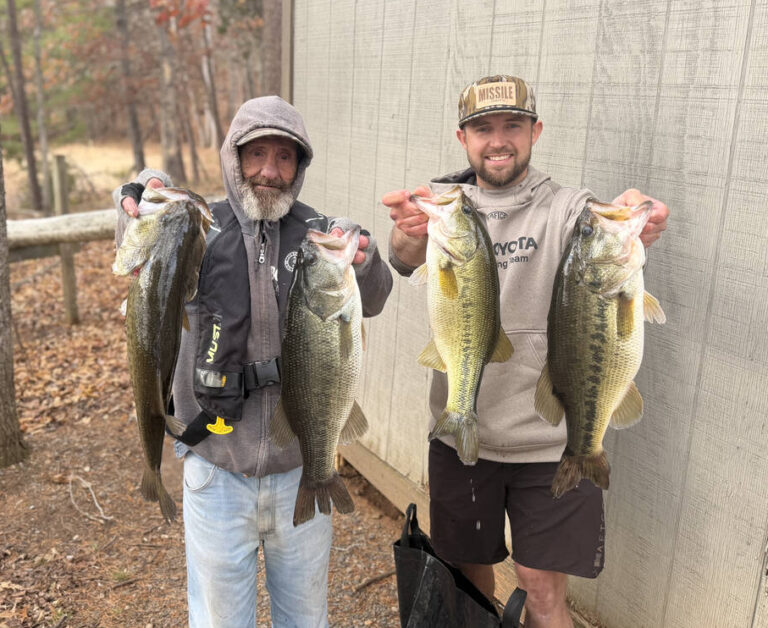 Alex Watts & Alvin Harris Win Bass Cast Tournament On SML with 20.39 lbs