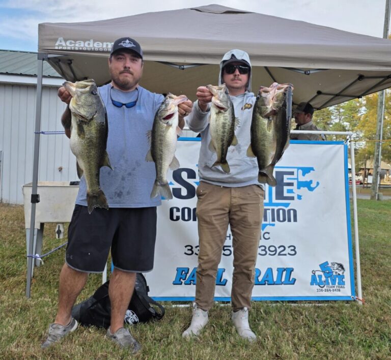 Jonathan Rhew & Justin Rhew Win 5 Alive/ STATE CONSTRUCTION Fall Trail Tournament #4 Hyco Lake